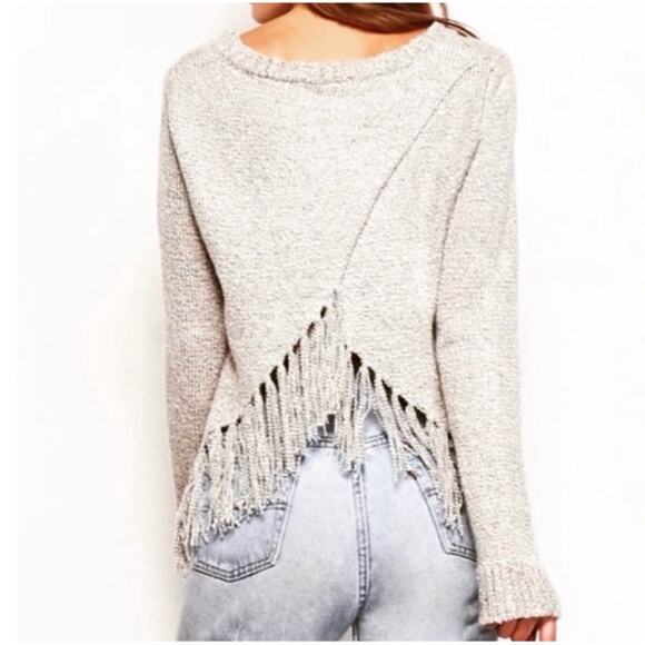 BB Dakota Grey Heathered Crossover Back Sweater with Fringe Detail Size S - Picture 3 of 14